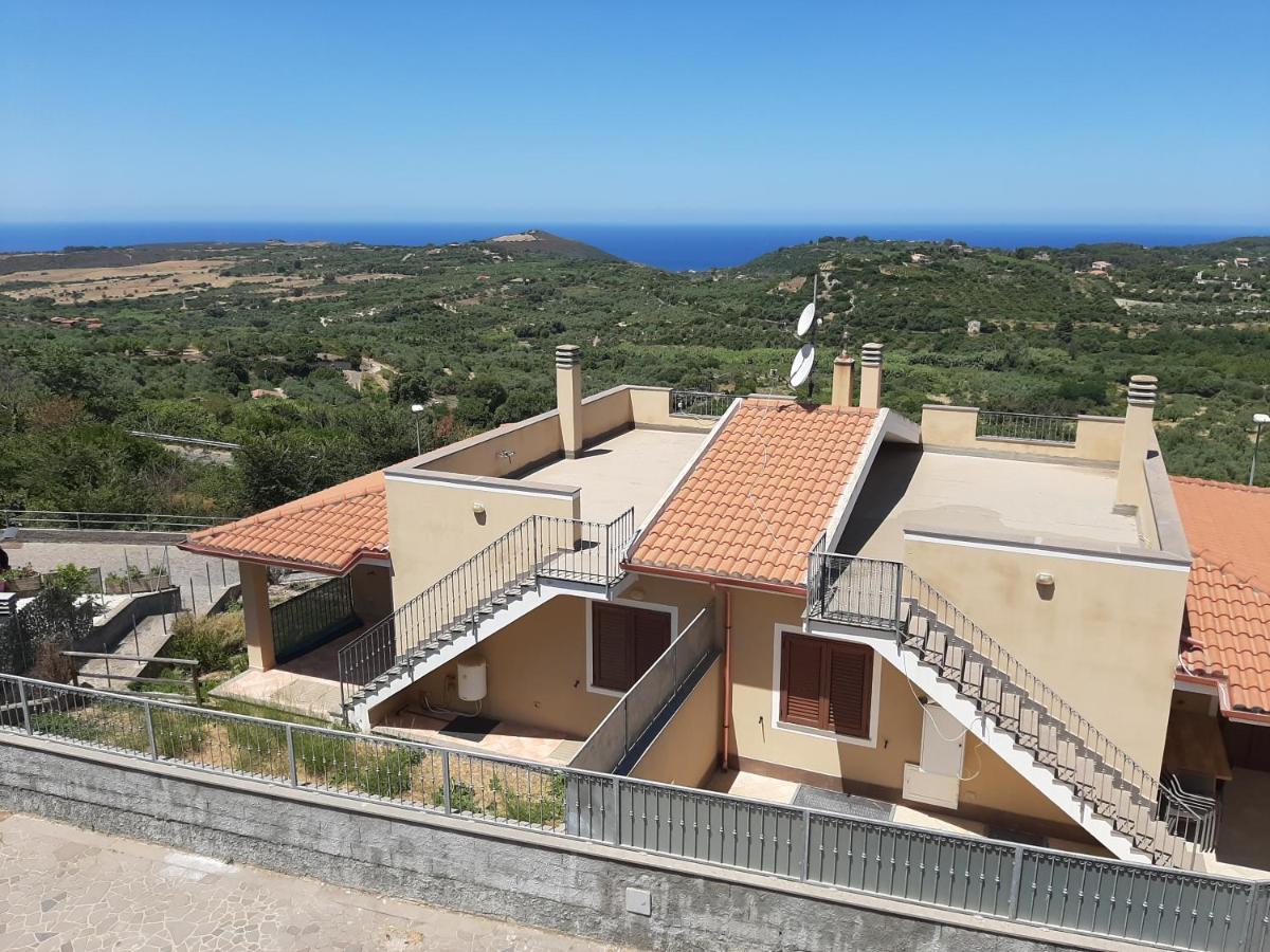 Casa Sassos Villa Tresnuraghes Luaran gambar